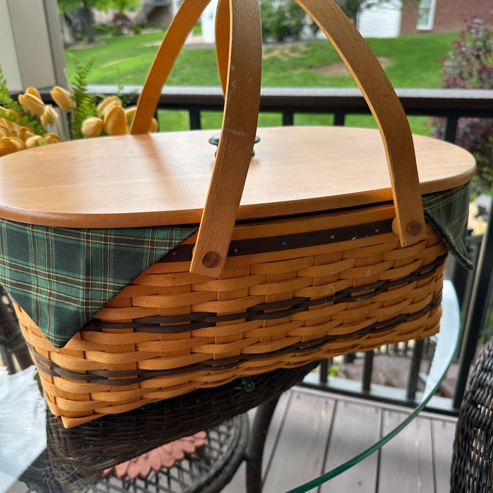 Longaberger Generosity Basket Traditions Collection